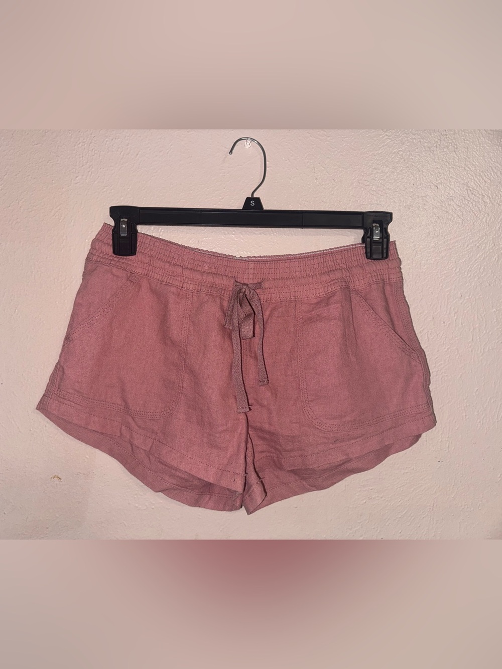 Altar'd State Linen-Blend Drawstring Shorts in Dusty Rose